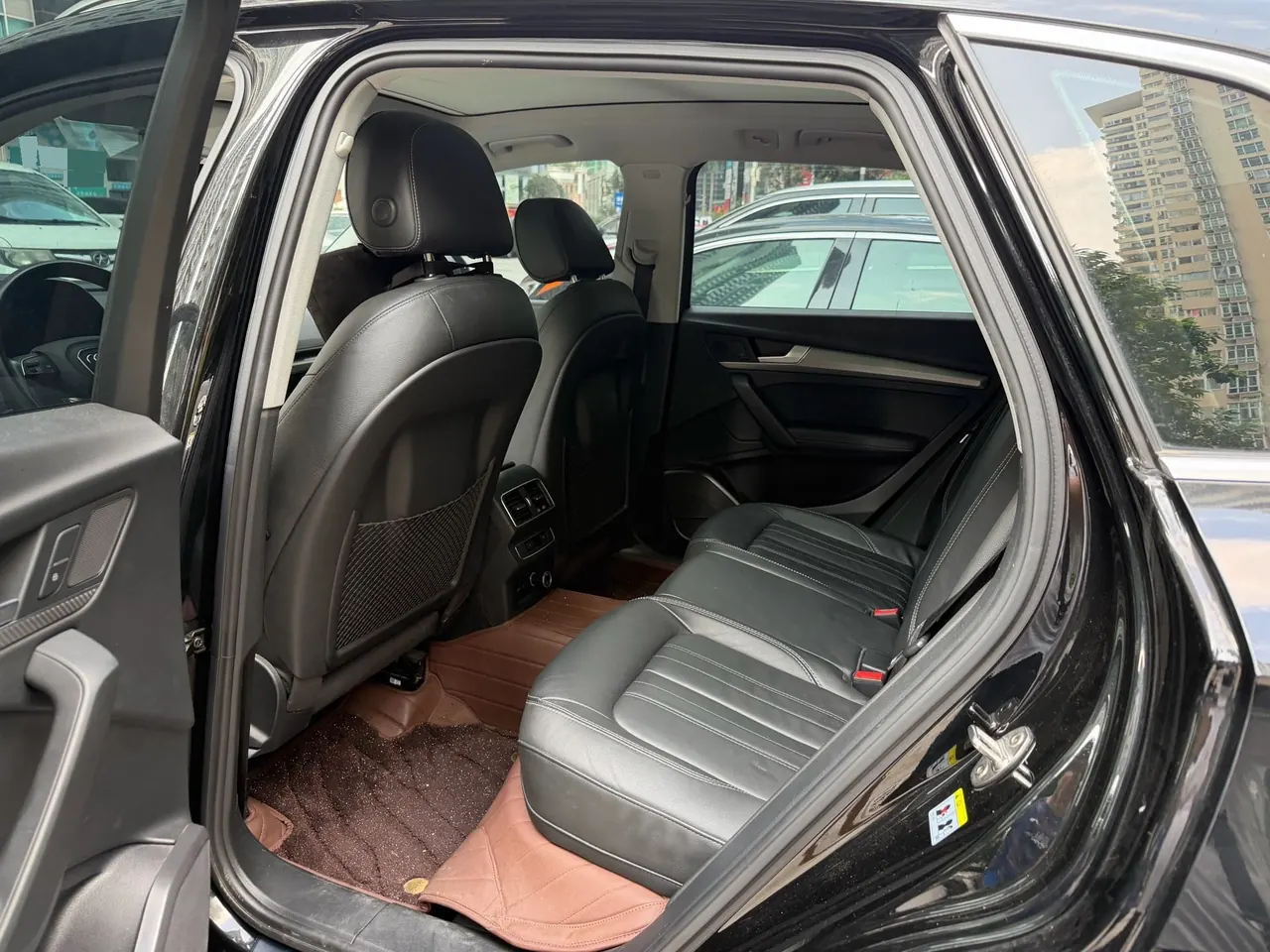 Audi 2020 Q5L 2.0TFSI 45TFSI exclusive fashion automatic 3