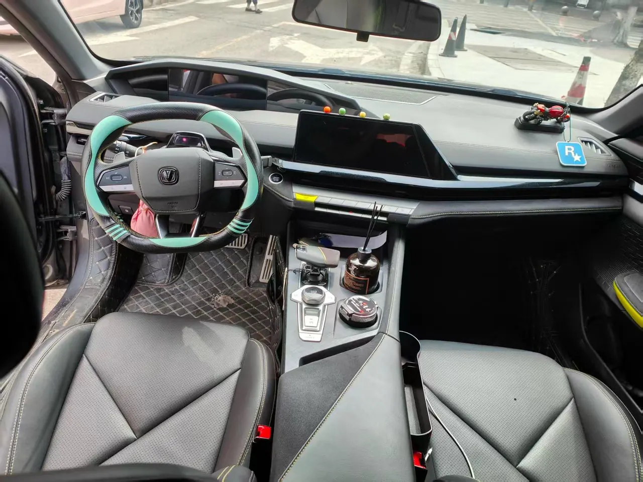 ChangAn 2022 UNI-V 1.5T Sports Edition Automatic 3