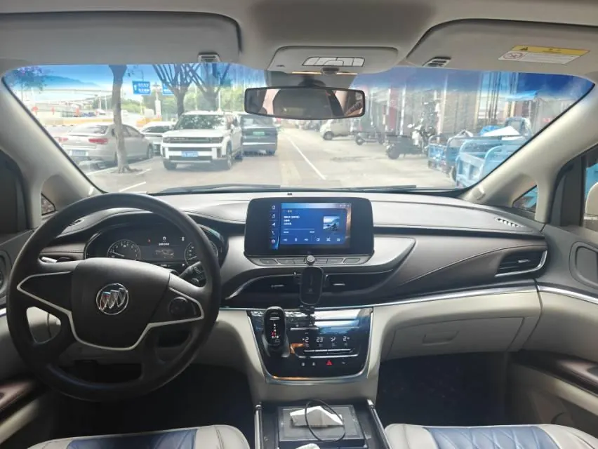 Buick 2021 GL8 Land Business Class 2.0T 652T Comfortable Automatic Gear 6
