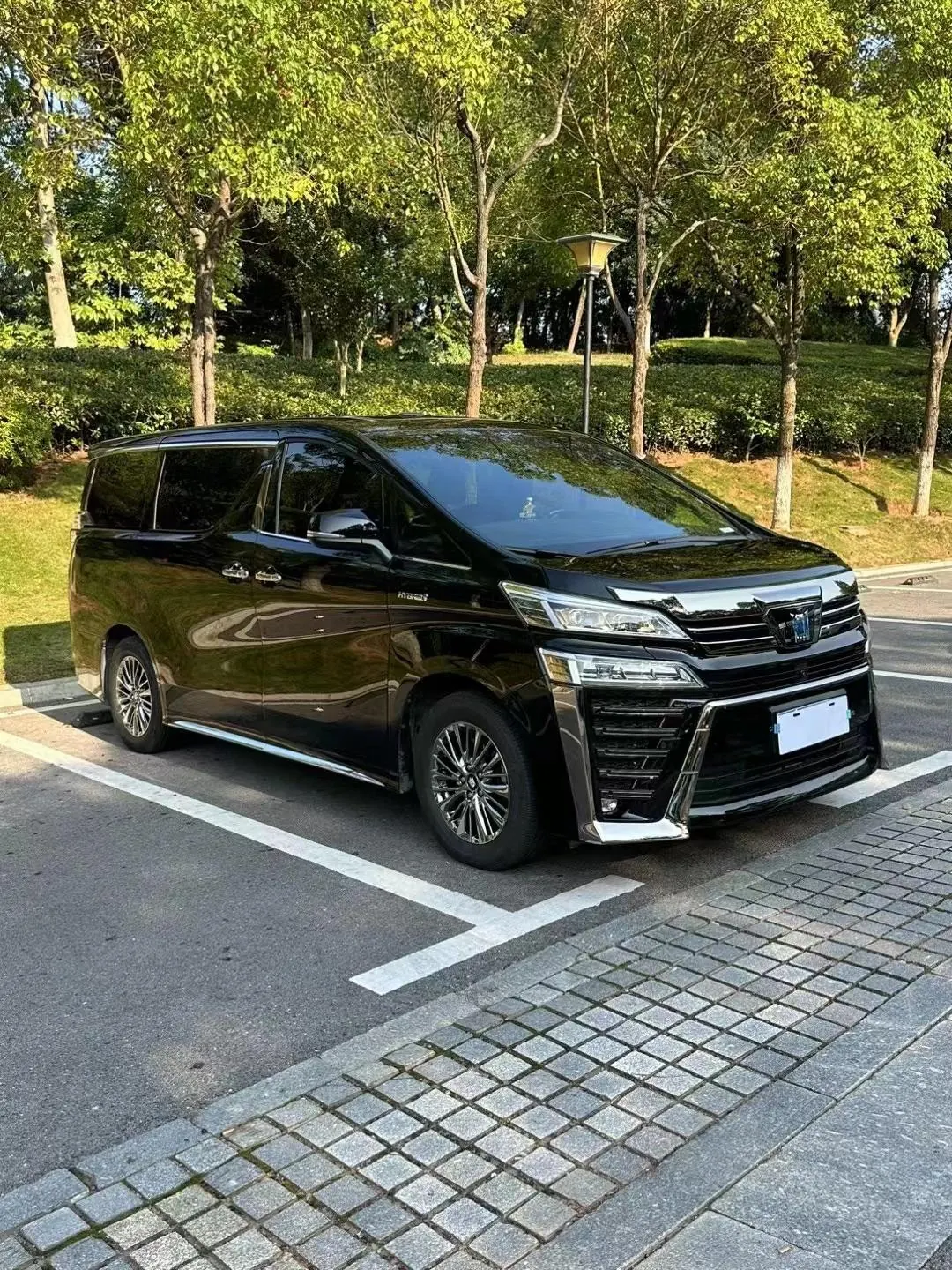 Toyota Wilfa (Imported) 2020 Wilfa 2.5 Stepless HV Distinguished Edition Automatic Gear 3