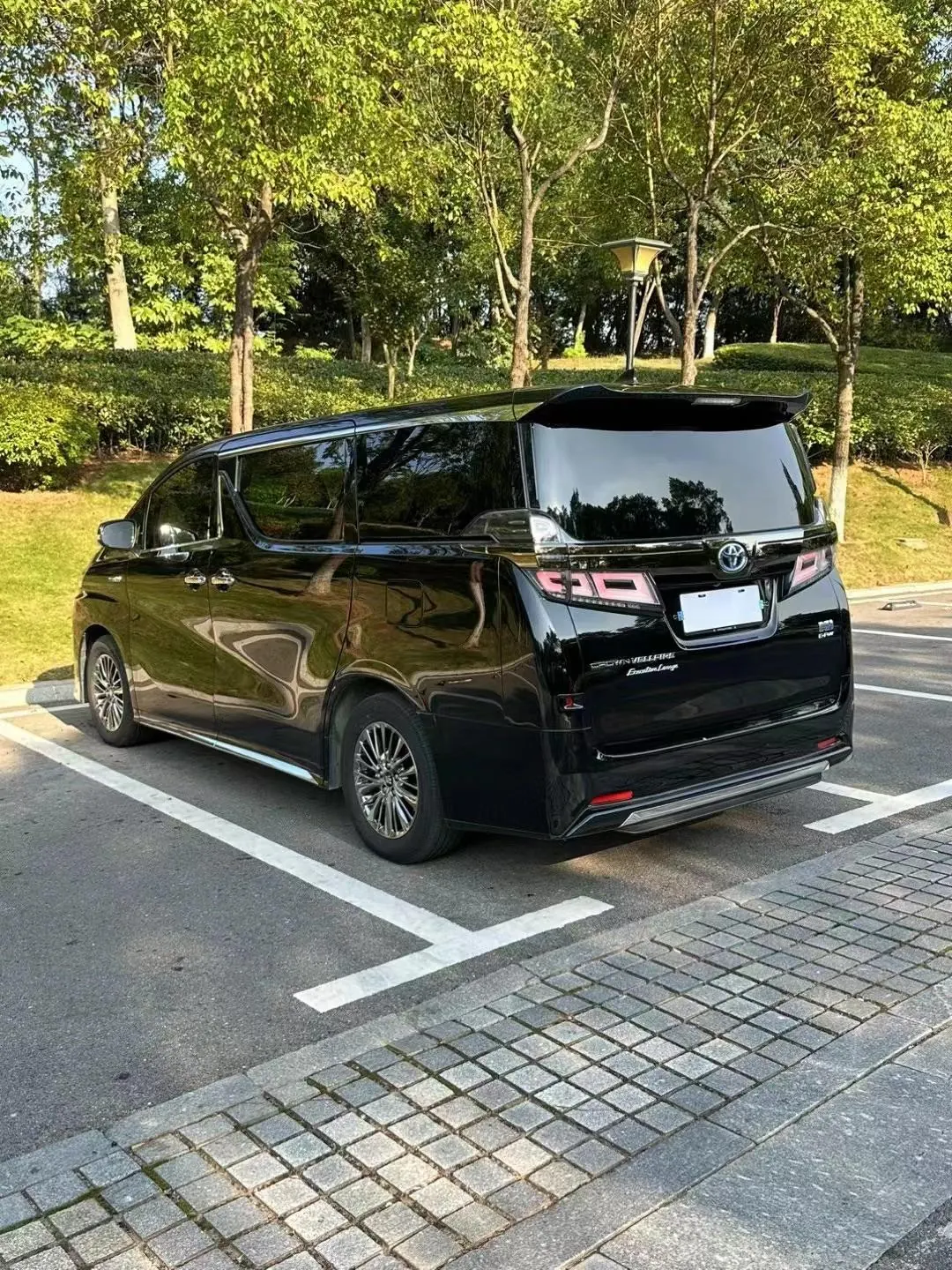 Toyota Wilfa (Imported) 2020 Wilfa 2.5 Stepless HV Distinguished Edition Automatic Gear 7