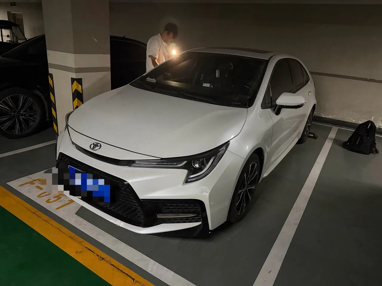 Open image lightbox: Toyota 2021 Lei Ling 1.2T Stepless 185T Sports Edition Automatic Gear