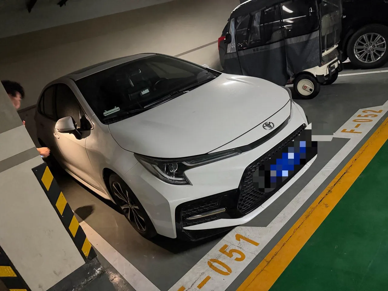 Toyota 2021 Lei Ling 1.2T Stepless 185T Sports Edition Automatic Gear 2