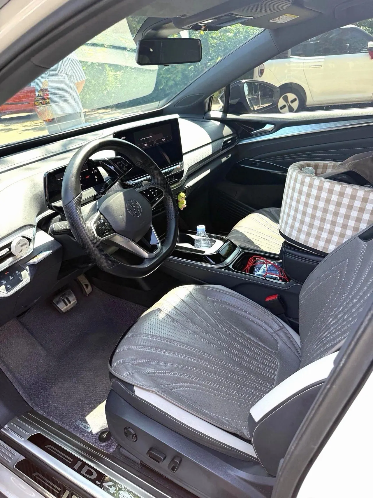 Volkswagen 2021 ID. 4 CROZZ Long Endurance PURE Two-Drive Automatic Transmission 4