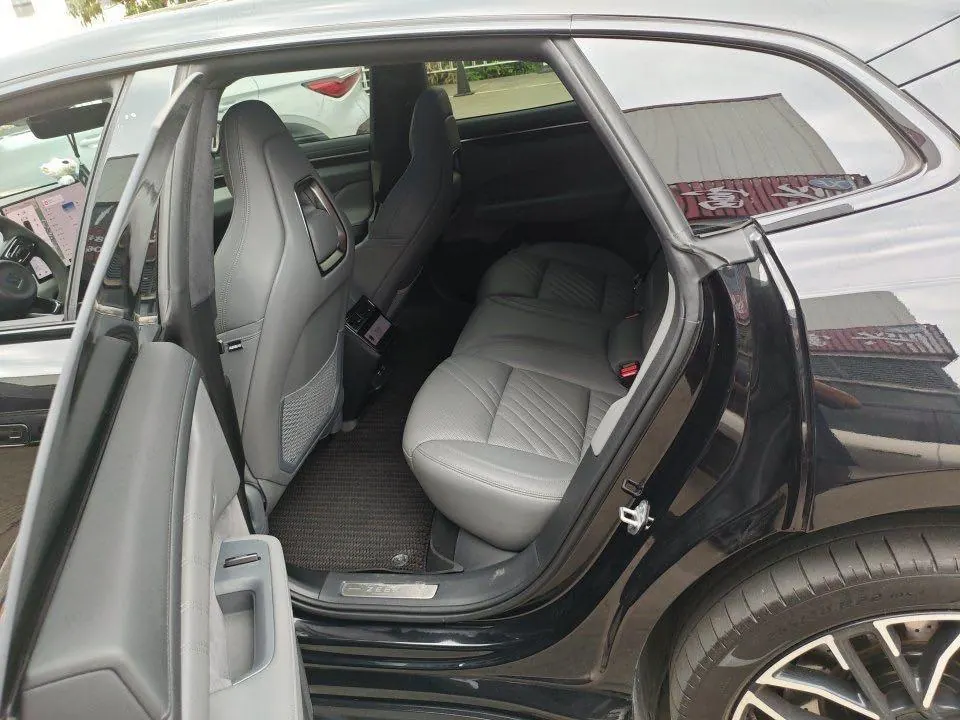 Zeekr 2024 Zeekr 001 YOU version 100kWh four-wheel drive automatic gear 4