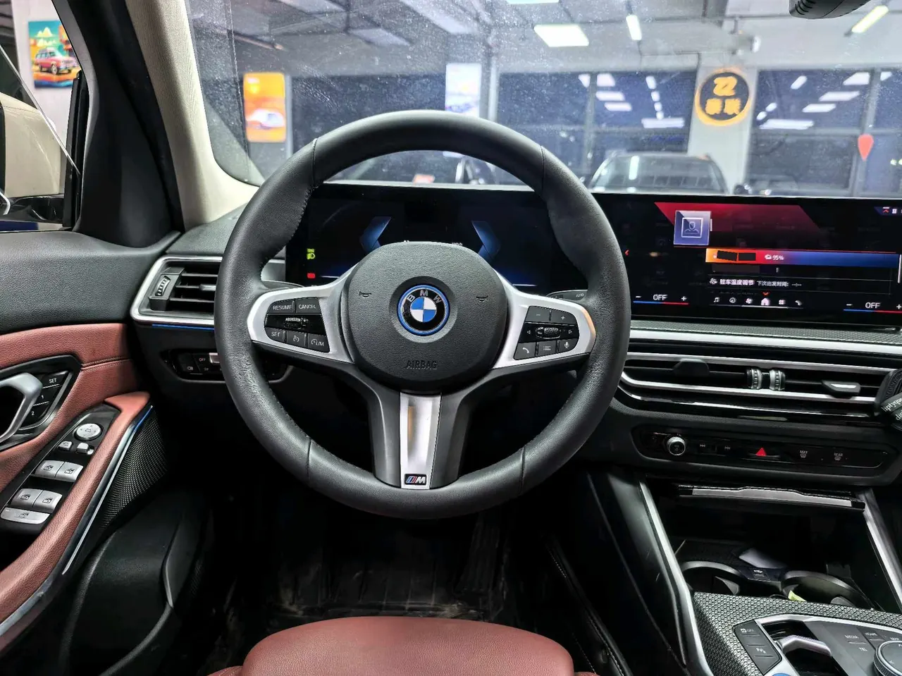 BMW 2024 i3 eDrive 35 L automatic gear 4