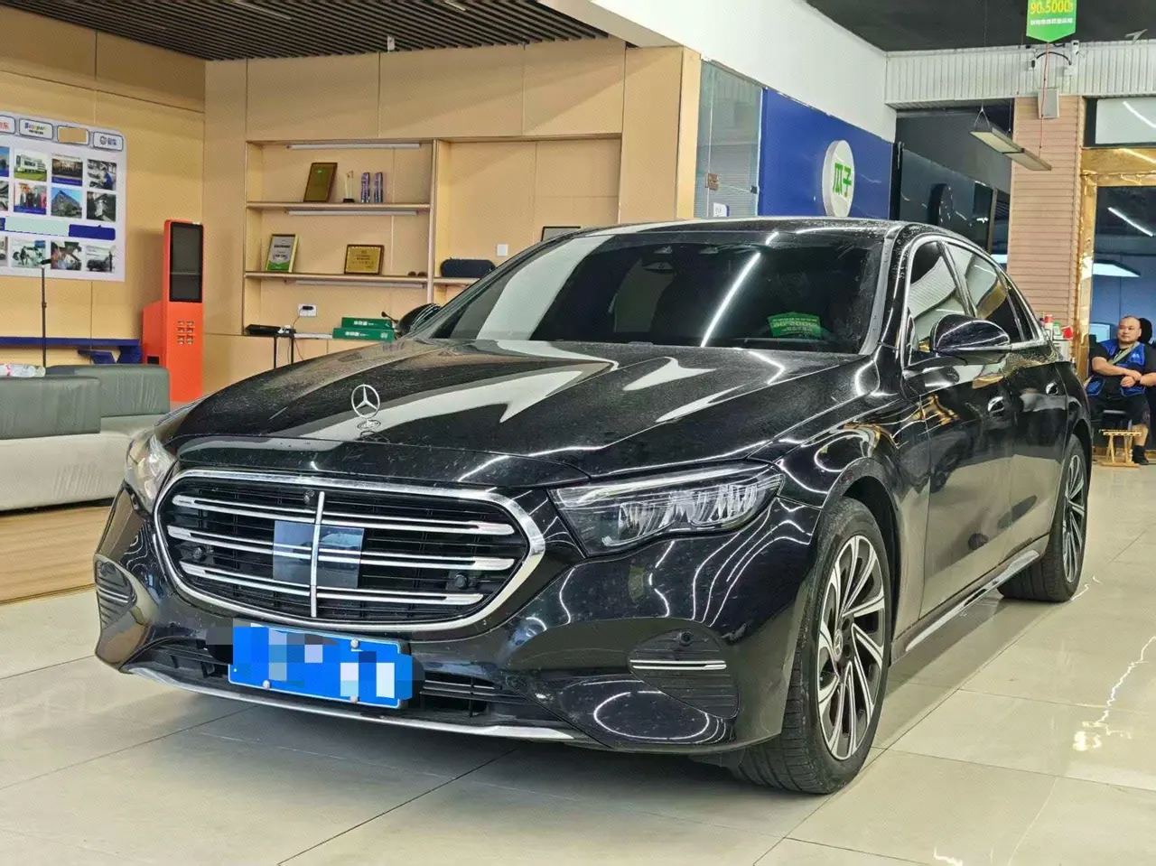 Open image lightbox: Mercedes Benz E Class 2024 E 300 L 48V 2.0T Luxury Automatic Gear