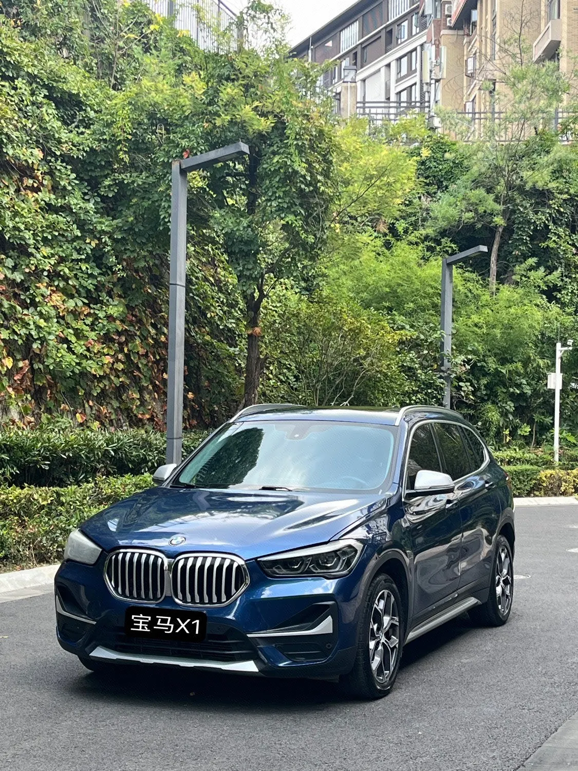 Open image lightbox: BMW 2021 X1 sDrive20Li 1.5T exclusive automatic gear