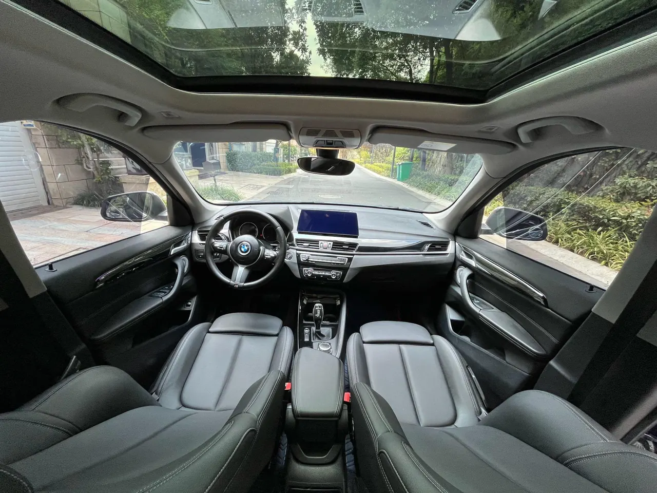 BMW 2021 X1 sDrive20Li 1.5T exclusive automatic gear 8