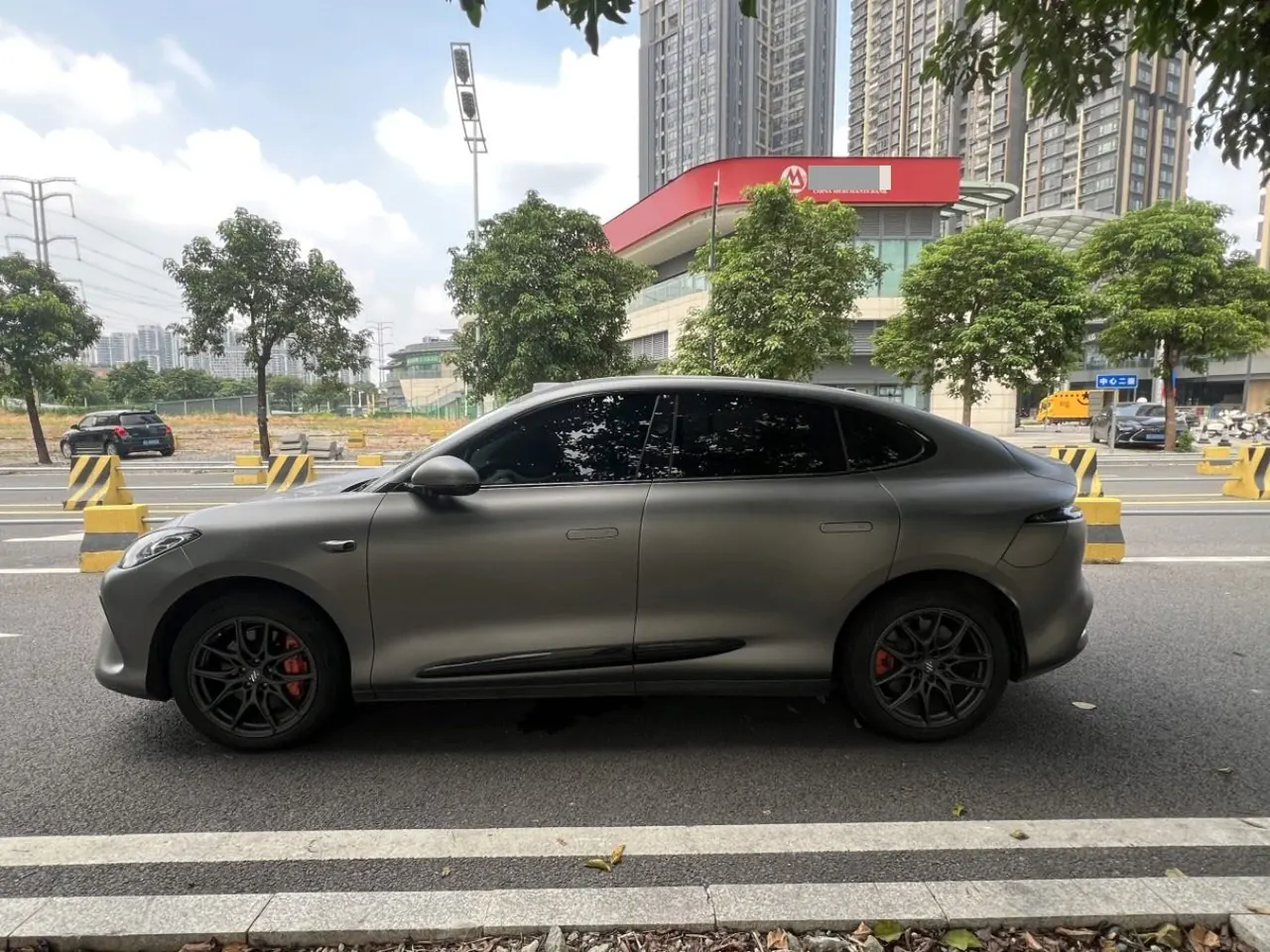 IM 2023 IM LS6 Max Super Performance Edition Automatic Gear 3