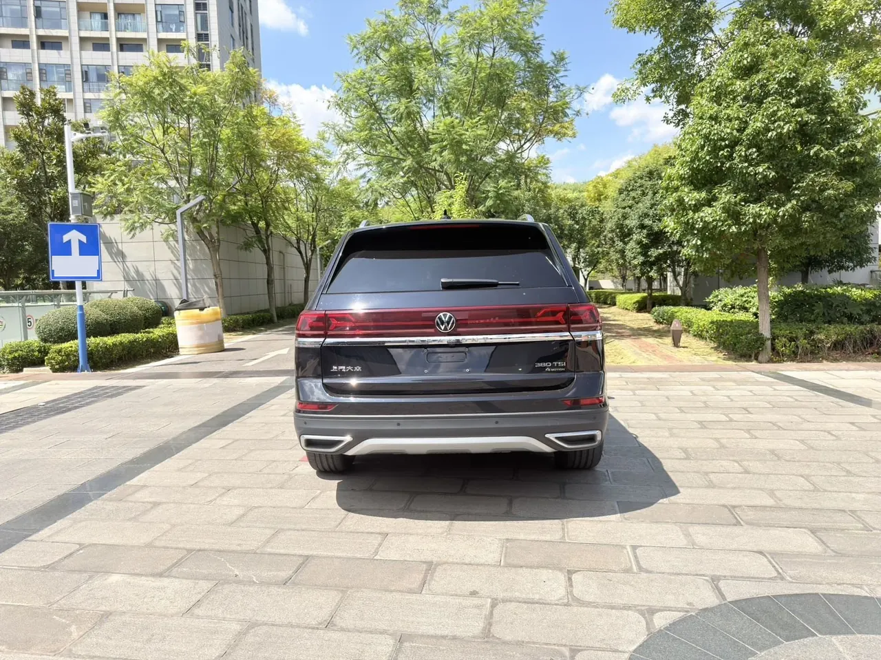 Volkswagen 2022 Tuang 2.0TSI 380TSI Four-wheel Drive Deluxe Edition Automatic Gear 9