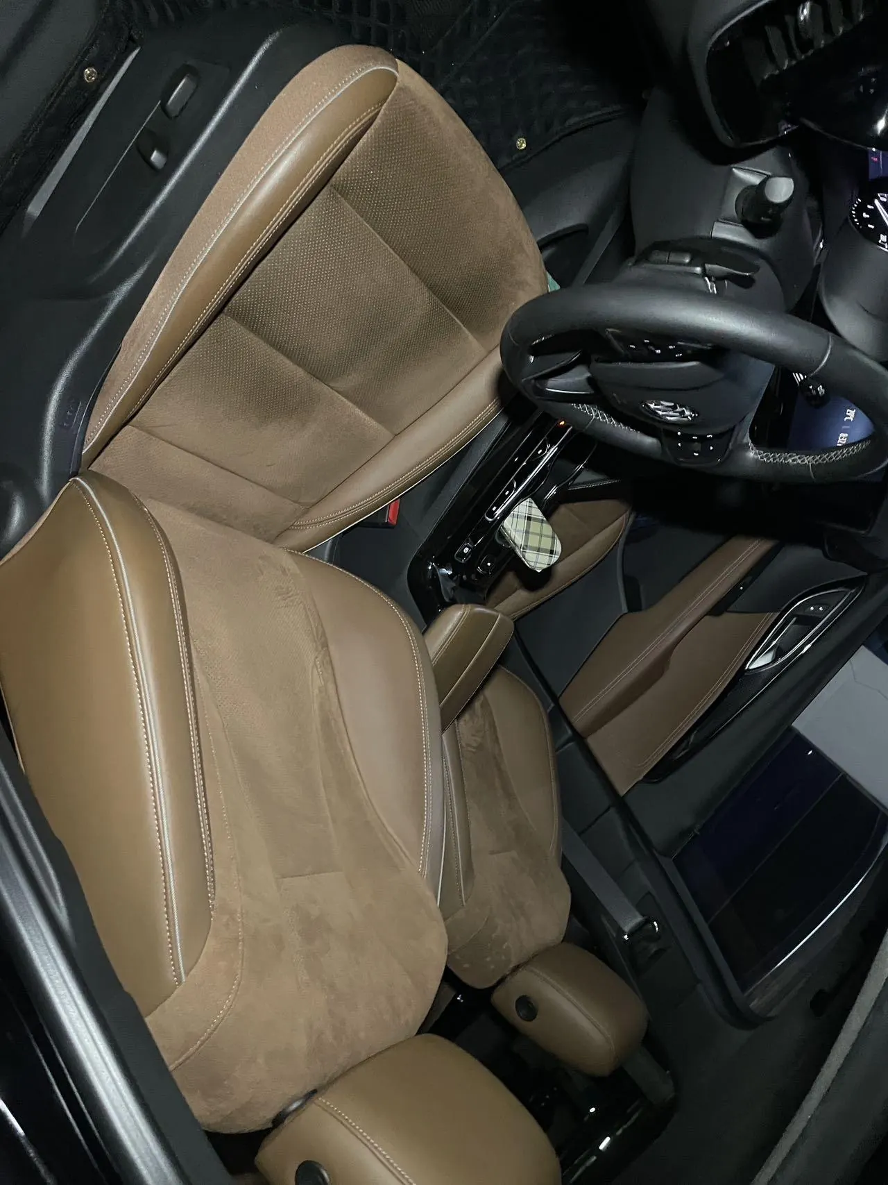 Buick 2020 Angkewei S 2.0T 652T Two-Drive Luxury Automatic Gear 5