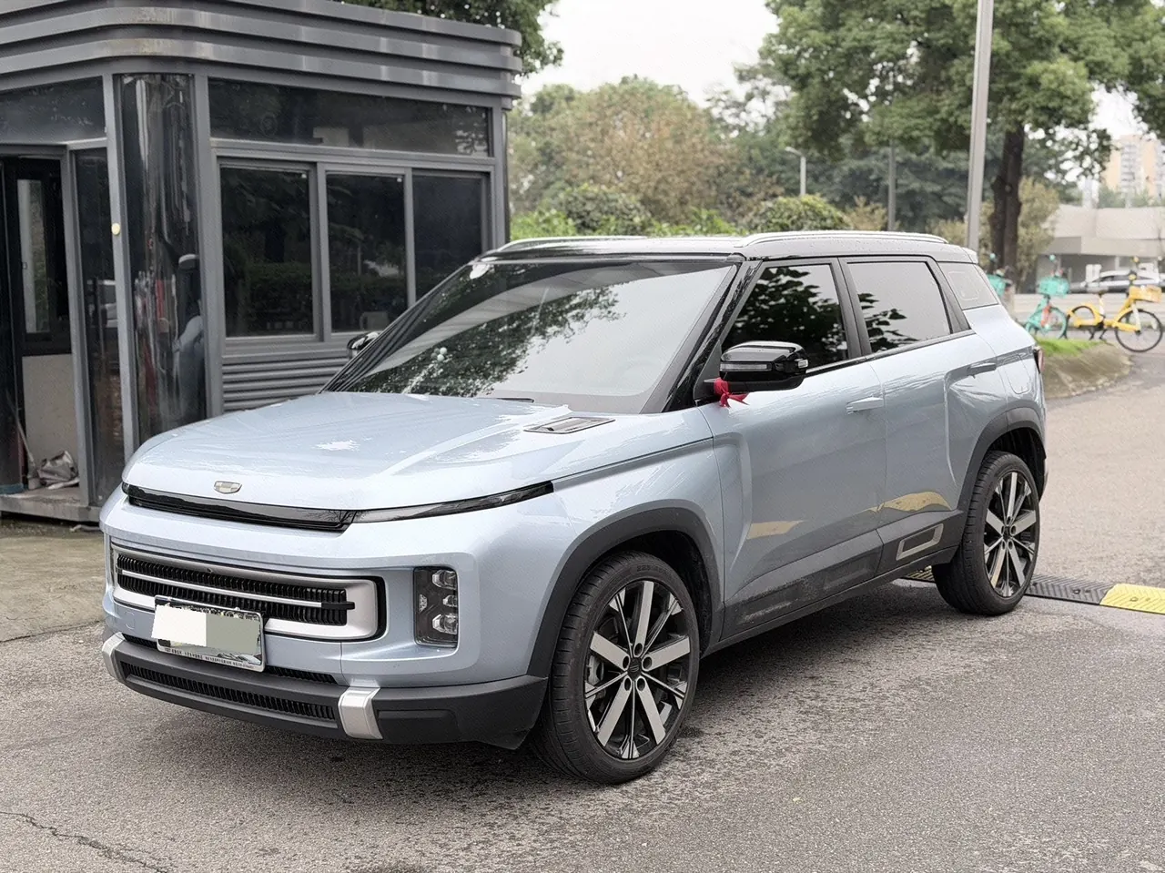 Открыть галерею: Geely 2023 icon 1.5TD protagonist automatic gear