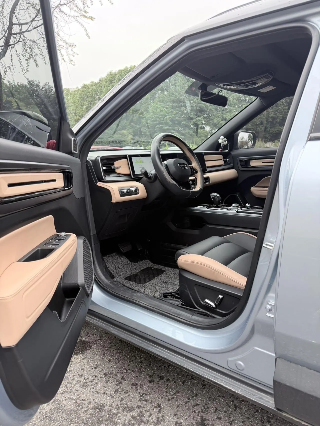 Geely 2023 icon 1.5TD protagonist automatic gear 4