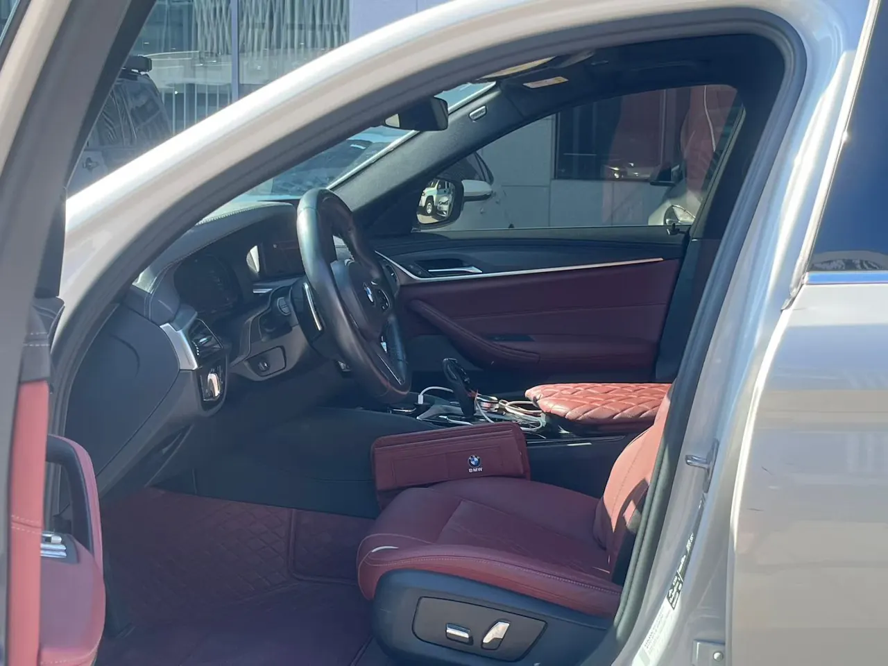 BMW 5 Series 2022 530Li xDrive 2.0T M Sports Suit (Change 2) Automatic Gear 5