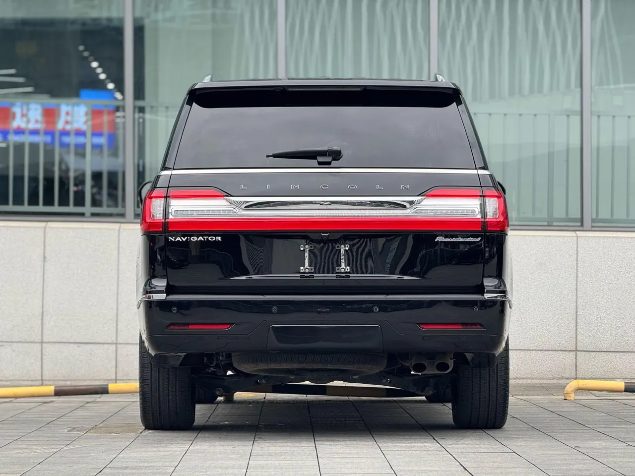 Lincoln Navigator (Imported) 2020 Navigator 3.5T Presidential Series Automatic Gear 4