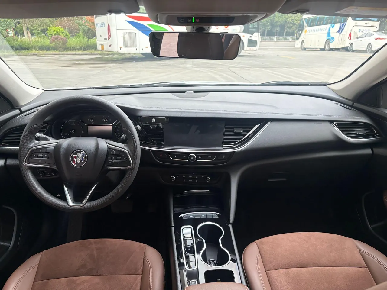 Buick 2023 Regal 1.5T 552T Smart Automatic Gear 2