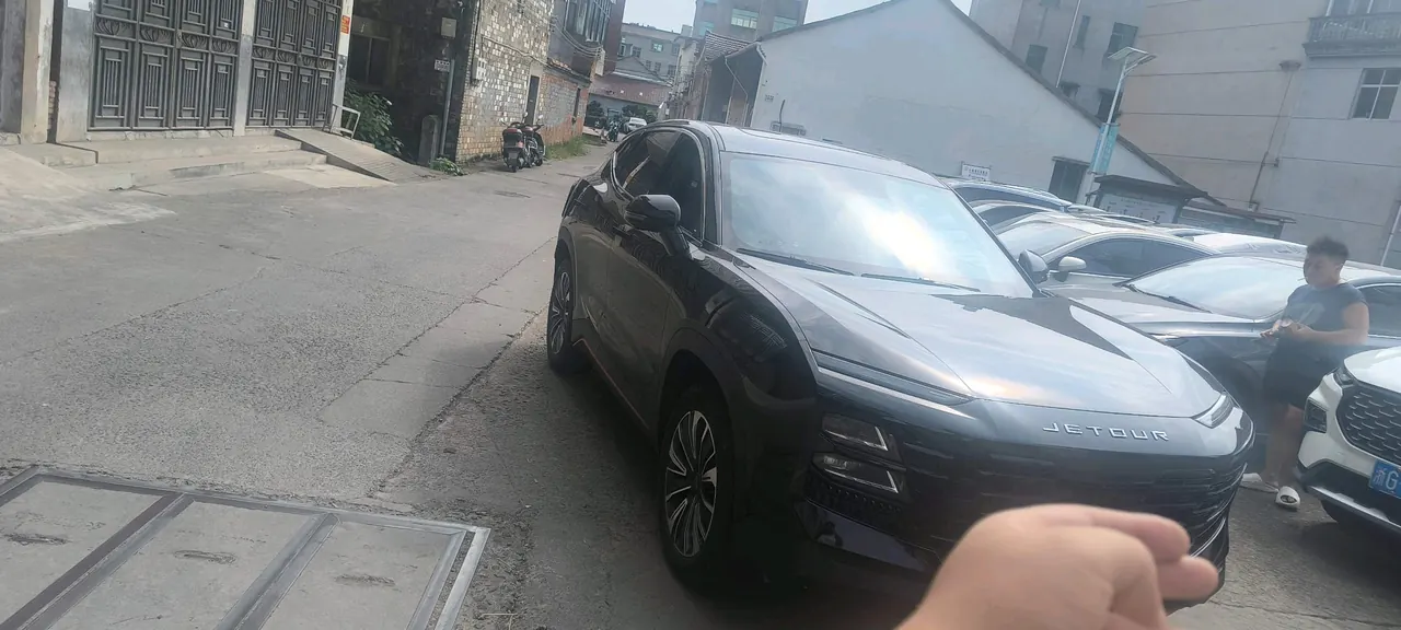 Jetour 2023 Dasheng 1.5T Xingyao PRO automatic gear 3