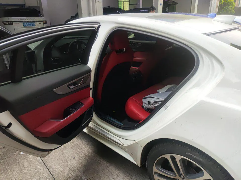 Jaguar 2023 XEL 2.0T 250PS R-DYNAMIC S Enterprising Sports Edition Automatic Gear 4