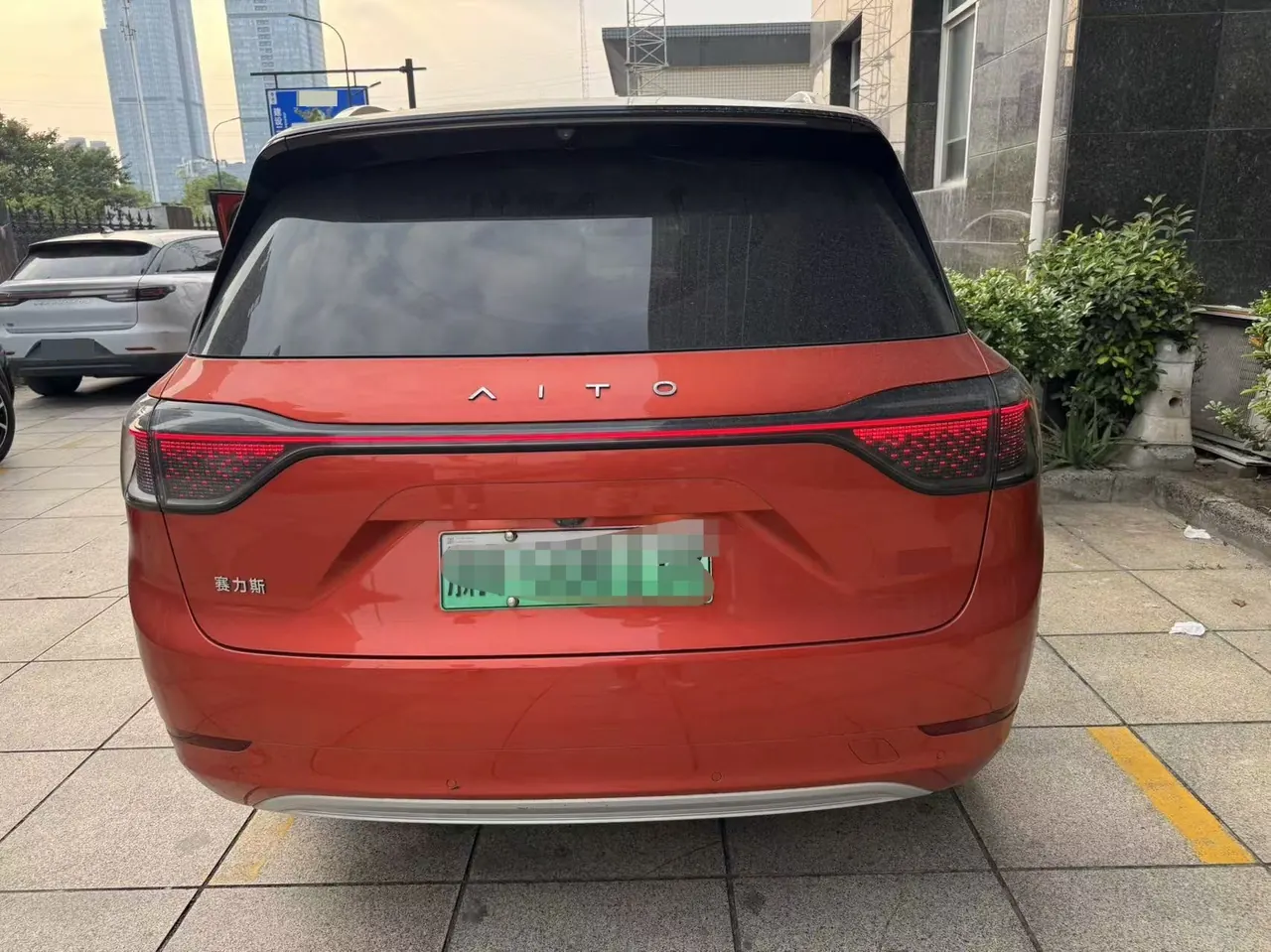 AITO 2024 AITO M9 extended range Ultra 42kWh automatic gear 2