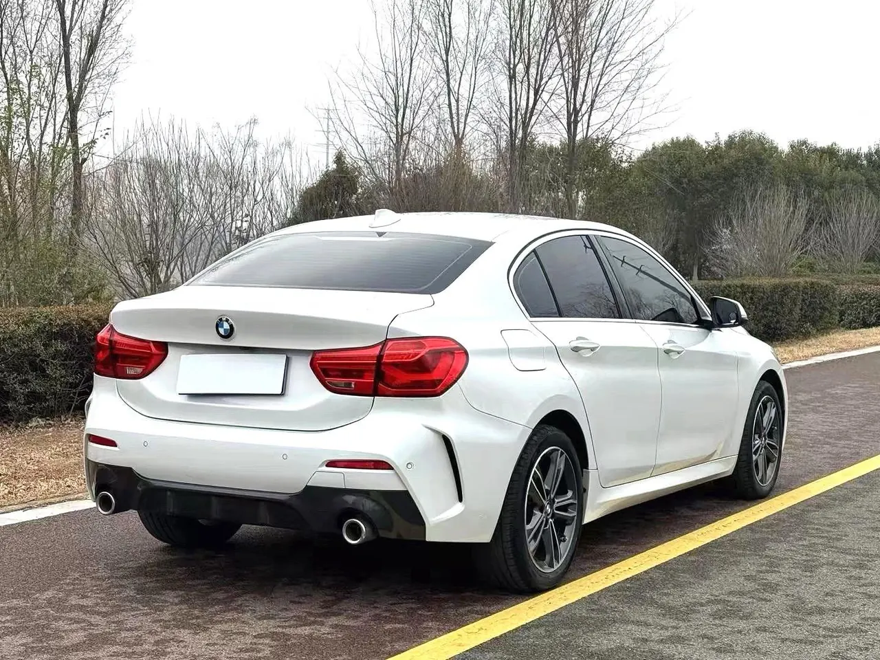 BMW 1 Series 2023 120i 1.5T M Sports Edition Automatic Gear 5