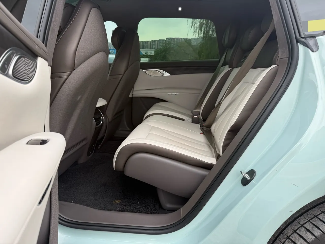 IM 2023 IM LS 7 100kWh Lux Rear Drive Automatic Gear 5