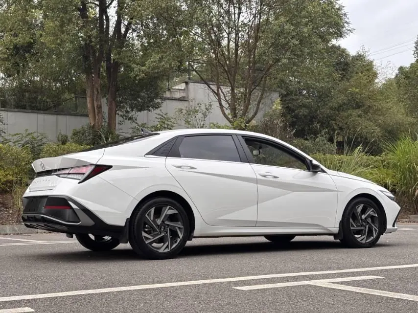Hyundai 2023 Elantra-sedan 1.5 stepless GLX elite automatic gear 7