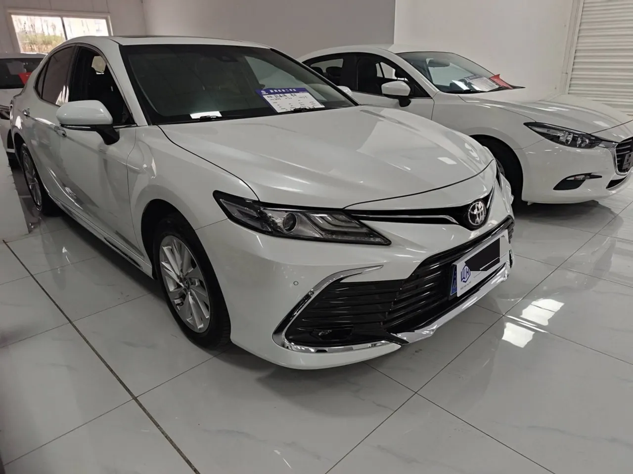Toyota 2023 Camry 2.0G Stepless Deluxe Edition Automatic Gear 3