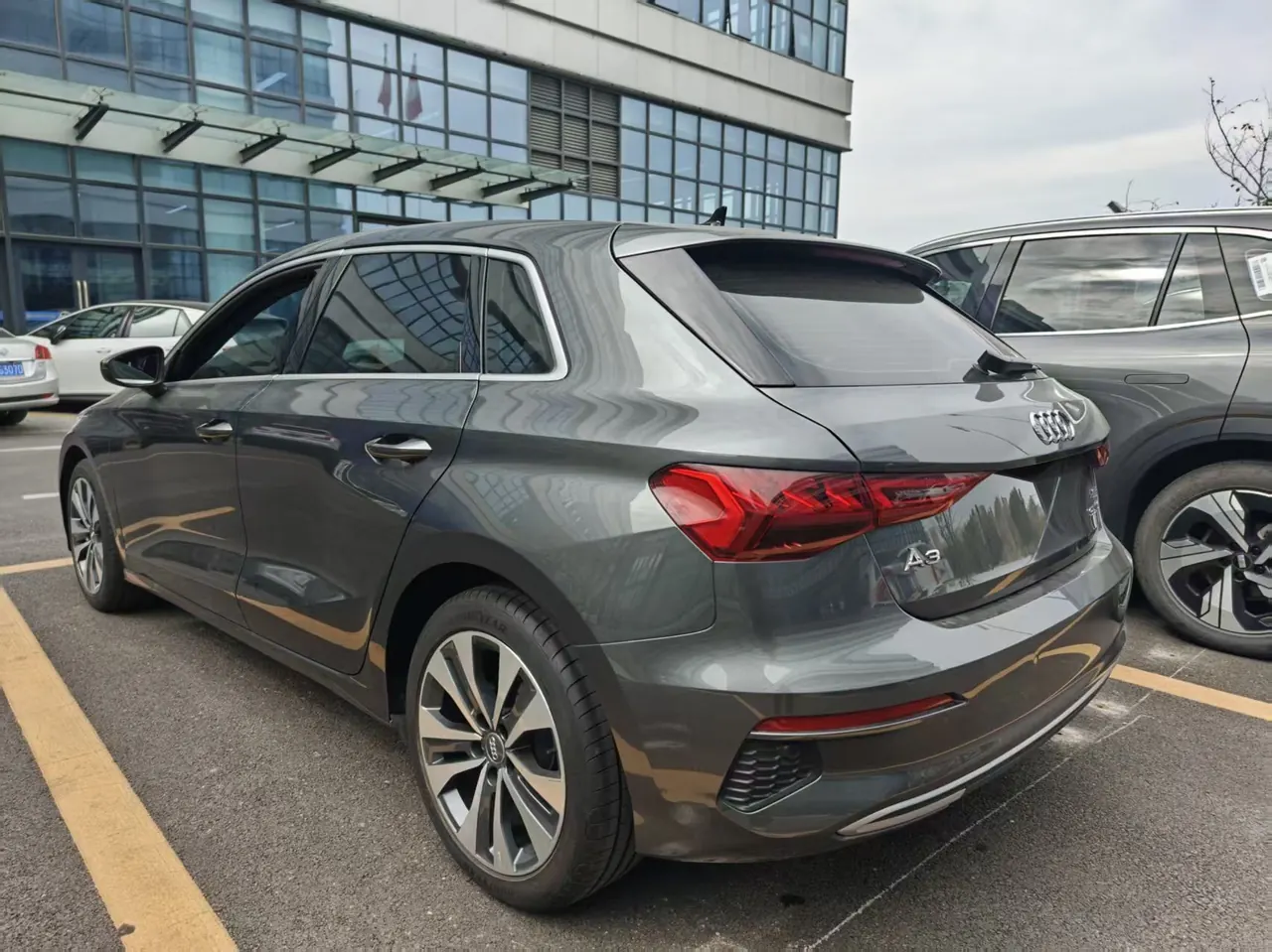 Audi 2021 A3 Sportback 1.4TFSI 35TFSI Enterprising and Elegant Automatic Gear 4