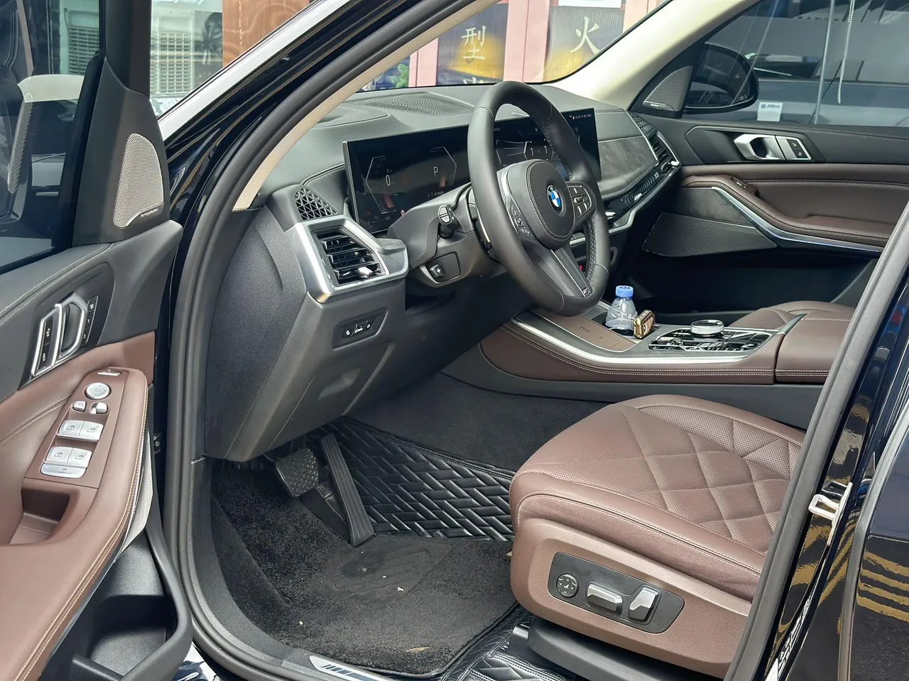 BMW 2023 X5 xDrive30Li 48V 2.0T exclusive m sports obsidian night suit automatic gear 4