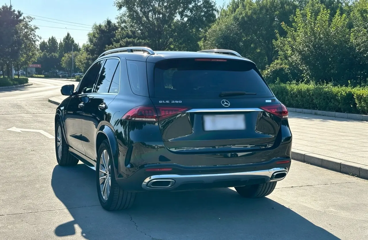 Mercedes Benz GLE (Imported) 2023 GLE 350 4MATIC 2.0T Fashion Automatic Gear 3