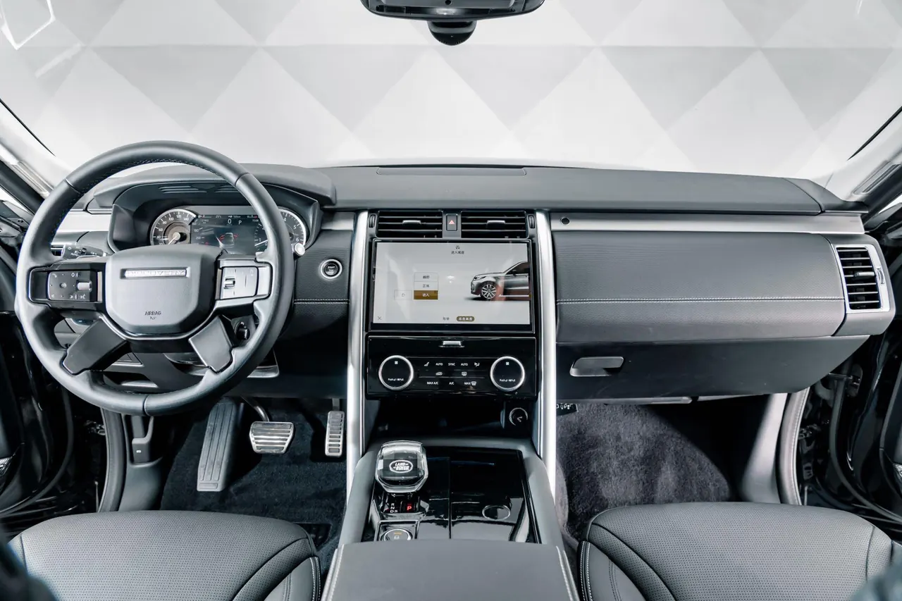 Land Rover Discovery (Imported) 2023 Discovery 5 48V 3.0T 360PS R-Dynamic SE Automatic Gear 5