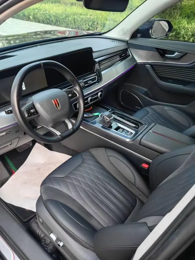 HongQi 2023 HS5 2.0T Flag Collar Pro Edition Automatic Gear 4