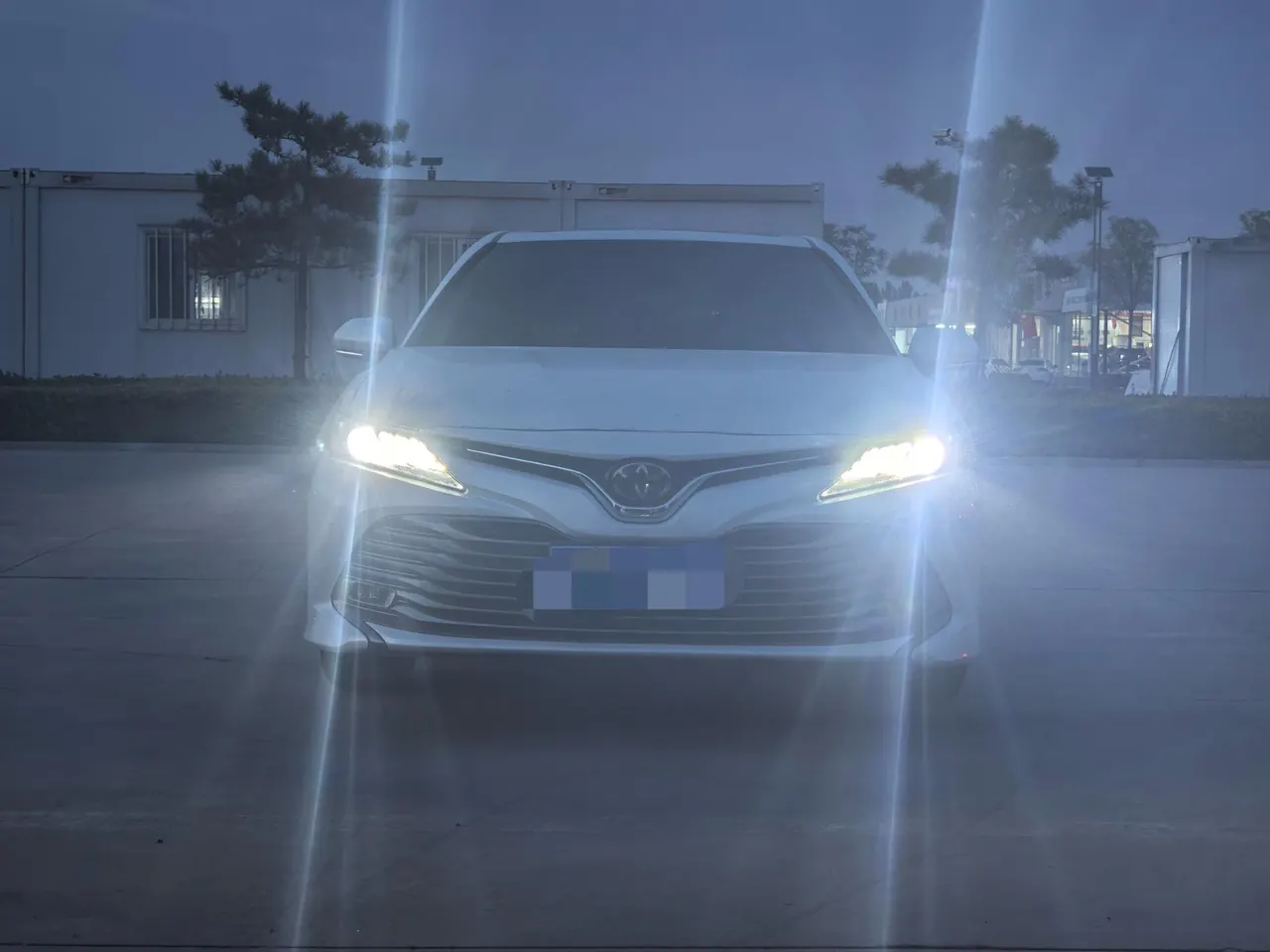 Toyota 2021 Camry 2.0G Stepless Deluxe Edition Automatic Gear 3