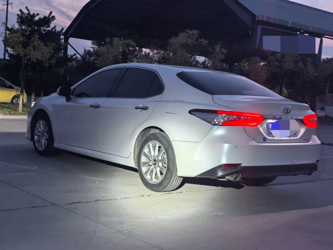 Toyota 2021 Camry 2.0G Stepless Deluxe Edition Automatic Gear 8