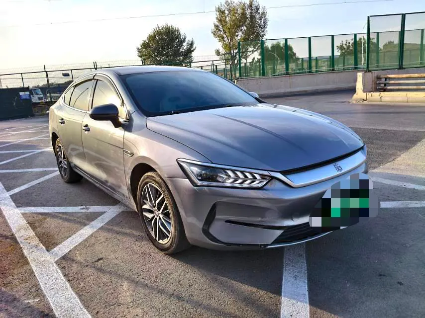 BYD 2023 Qin PLUS EV 420KM Champion Edition Exceed Automatic Gear 3