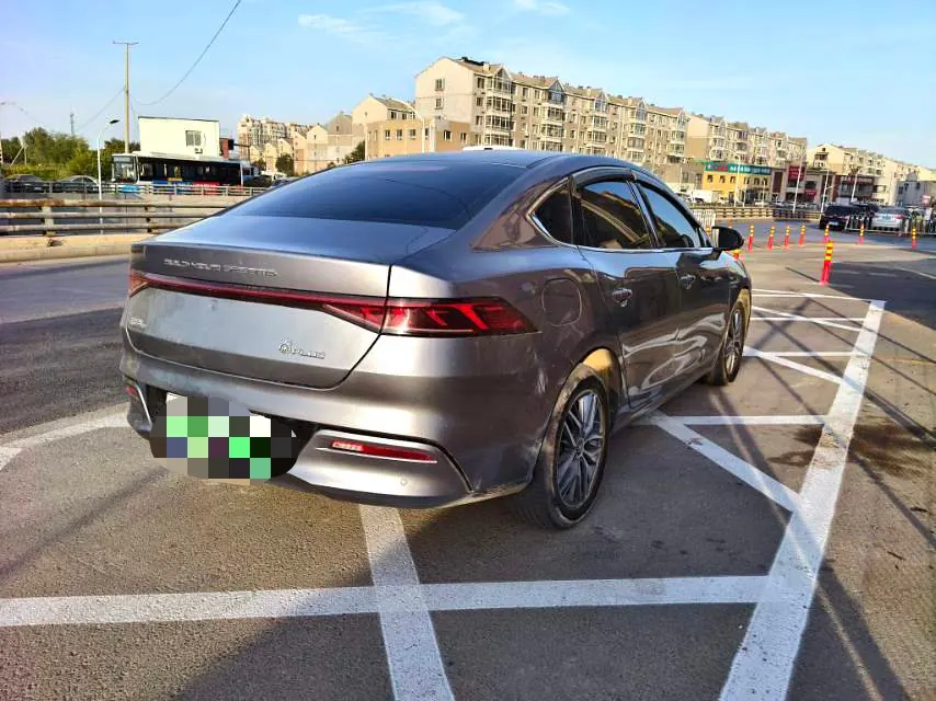 BYD 2023 Qin PLUS EV 420KM Champion Edition Exceed Automatic Gear 6