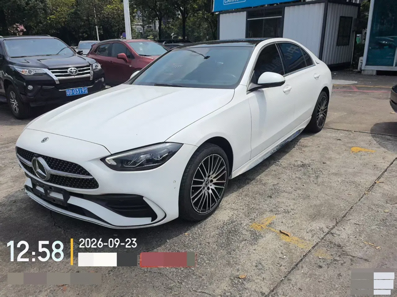 打开图片灯箱:Mercedes Benz Class C 2023 C 260 L 48V 1.5T Sports Edition Automatic Gear
