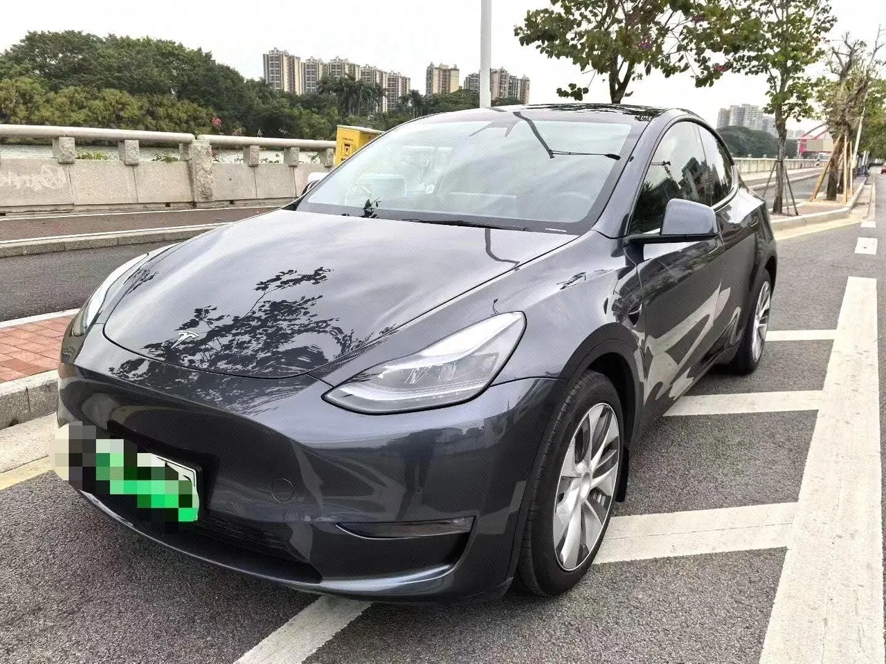 Open image lightbox: Tesla 2021 Model Y Standard Endurance Rear Drive Automatic Gear