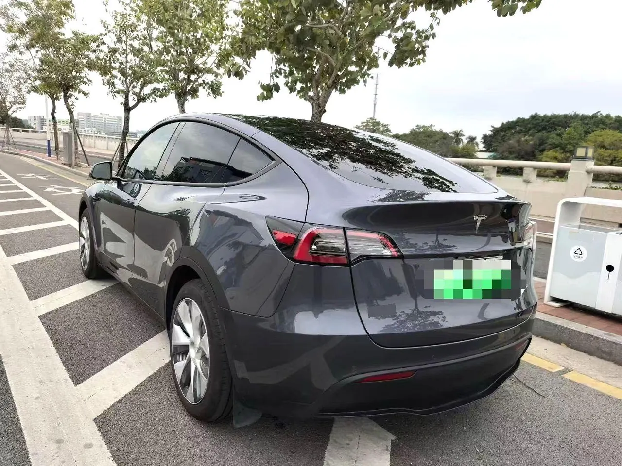 Tesla 2021 Model Y Standard Endurance Rear Drive Automatic Gear 6