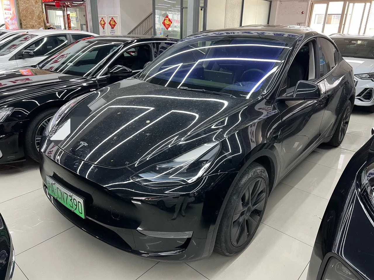 Open image lightbox: Tesla 2023 Model Y long endurance all-wheel drive version automatic transmission