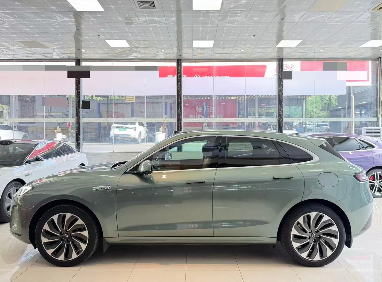 AITO 2023 AITO M5 extended range four-wheel drive intelligent driving version automatic gear 3
