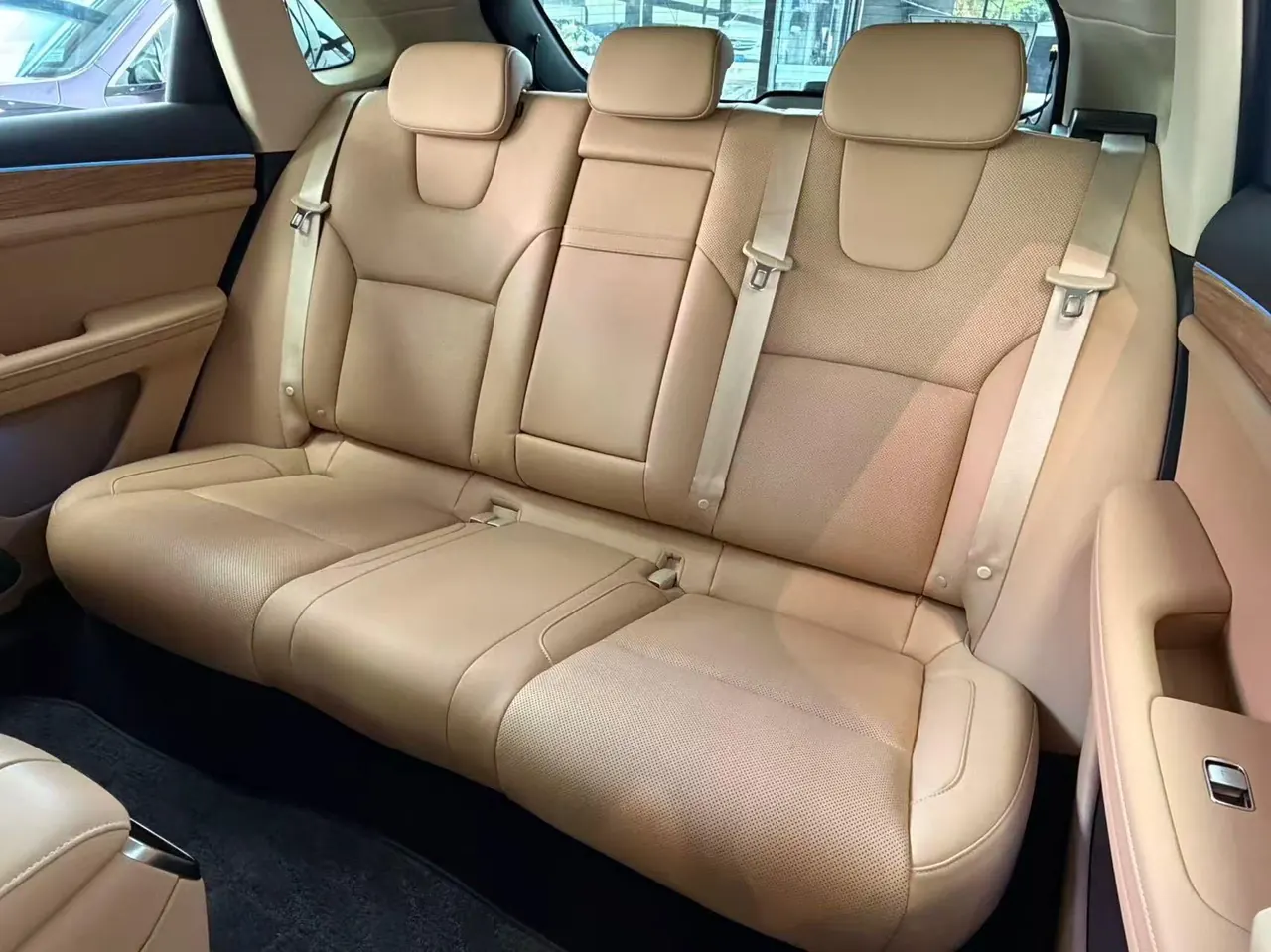 AITO 2023 AITO M5 extended range four-wheel drive intelligent driving version automatic gear 7
