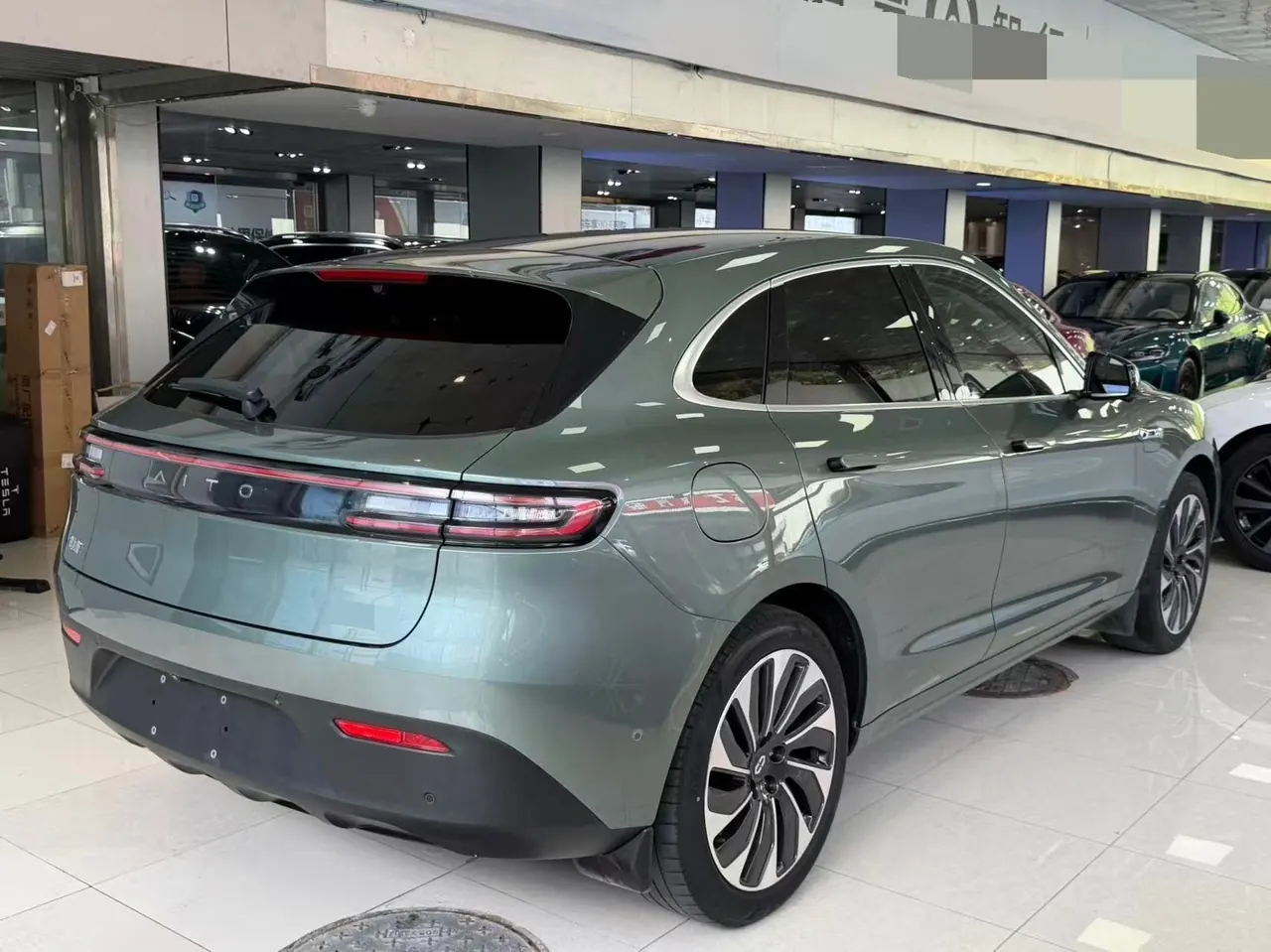 AITO 2023 AITO M5 extended range four-wheel drive intelligent driving version automatic gear 9