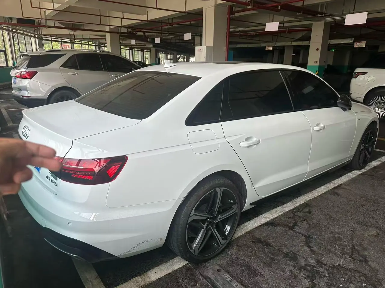 Audi 2023 A4L 2.0TFSI 40TFSI Deluxe Dynamic Automatic 3