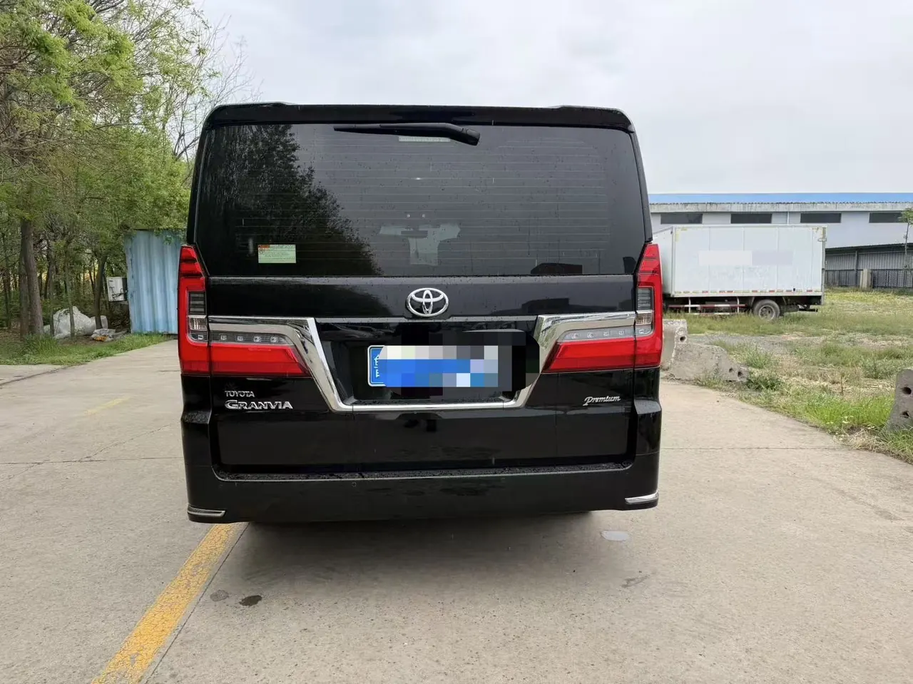 Toyota Granvia (Imported) 2020 Granvia 3.5 Middle East Version Automatic 6