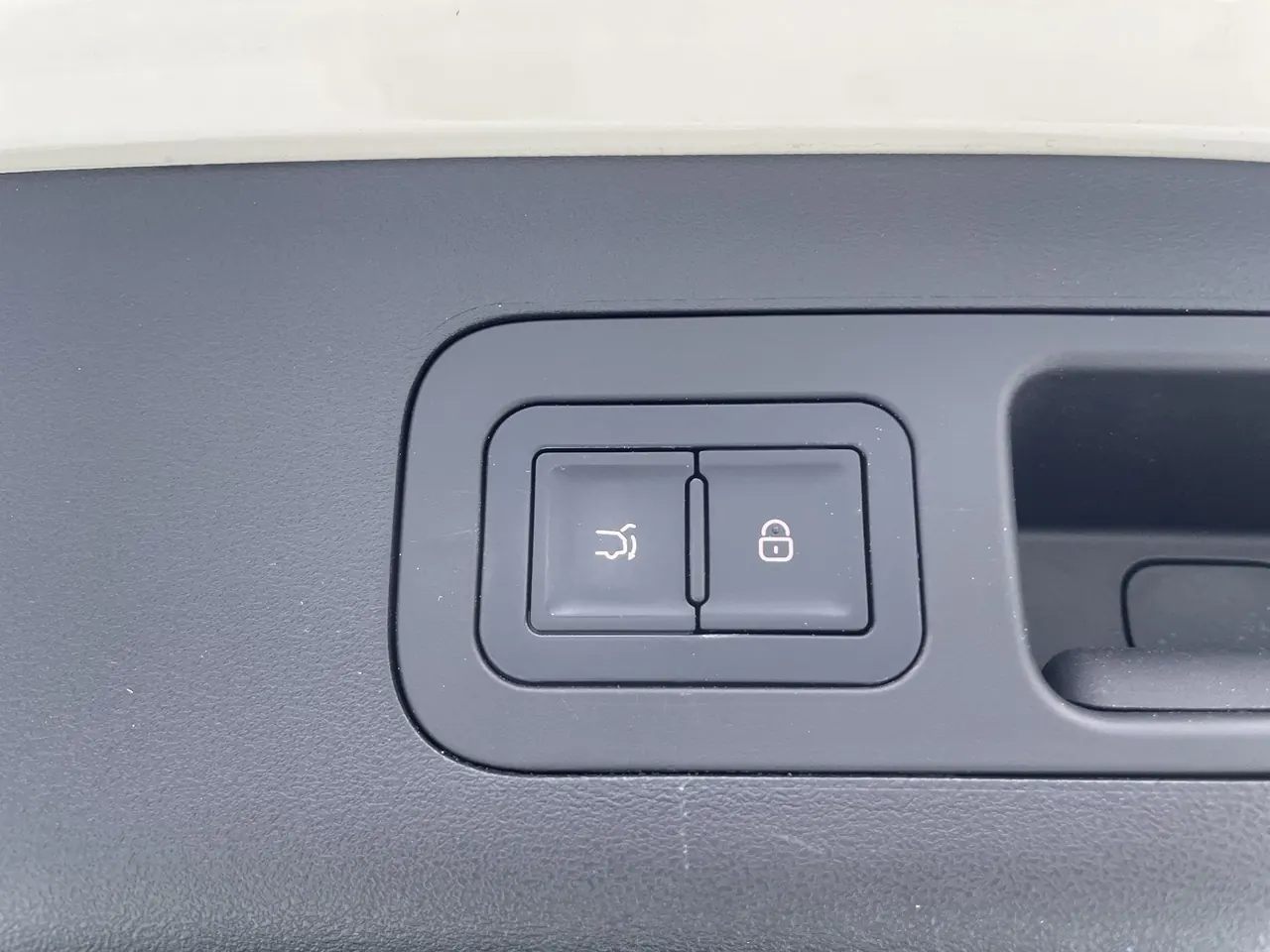 BYD 2025 Sea Lion 05 EV 520KM Flagship Zhihang Edition Automatic Gear 17
