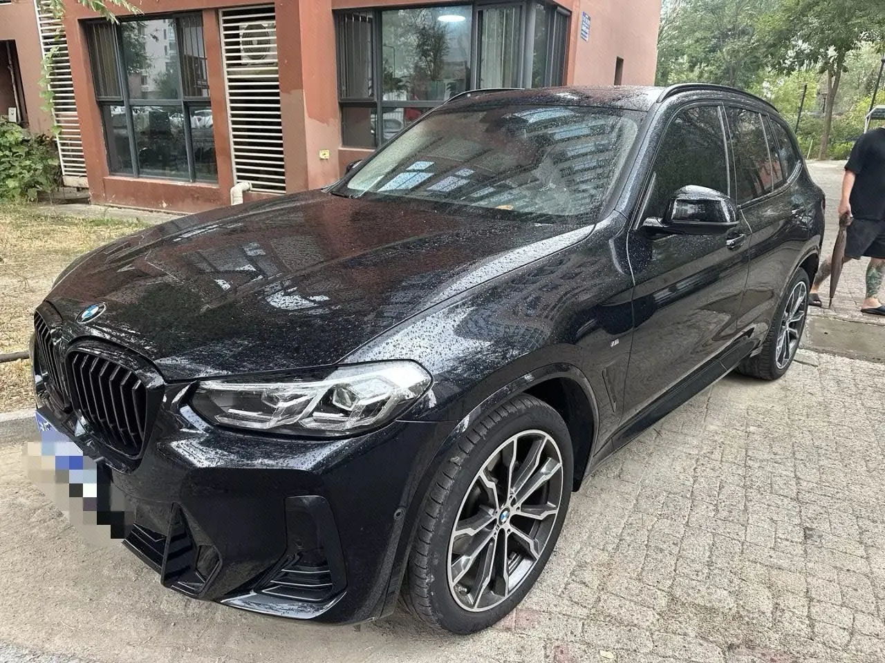 Открыть галерею: BMW 2023 X3 xDrive30i 2.0T Leading M Obsidian Night Kit (Changed) Automatic Gear
