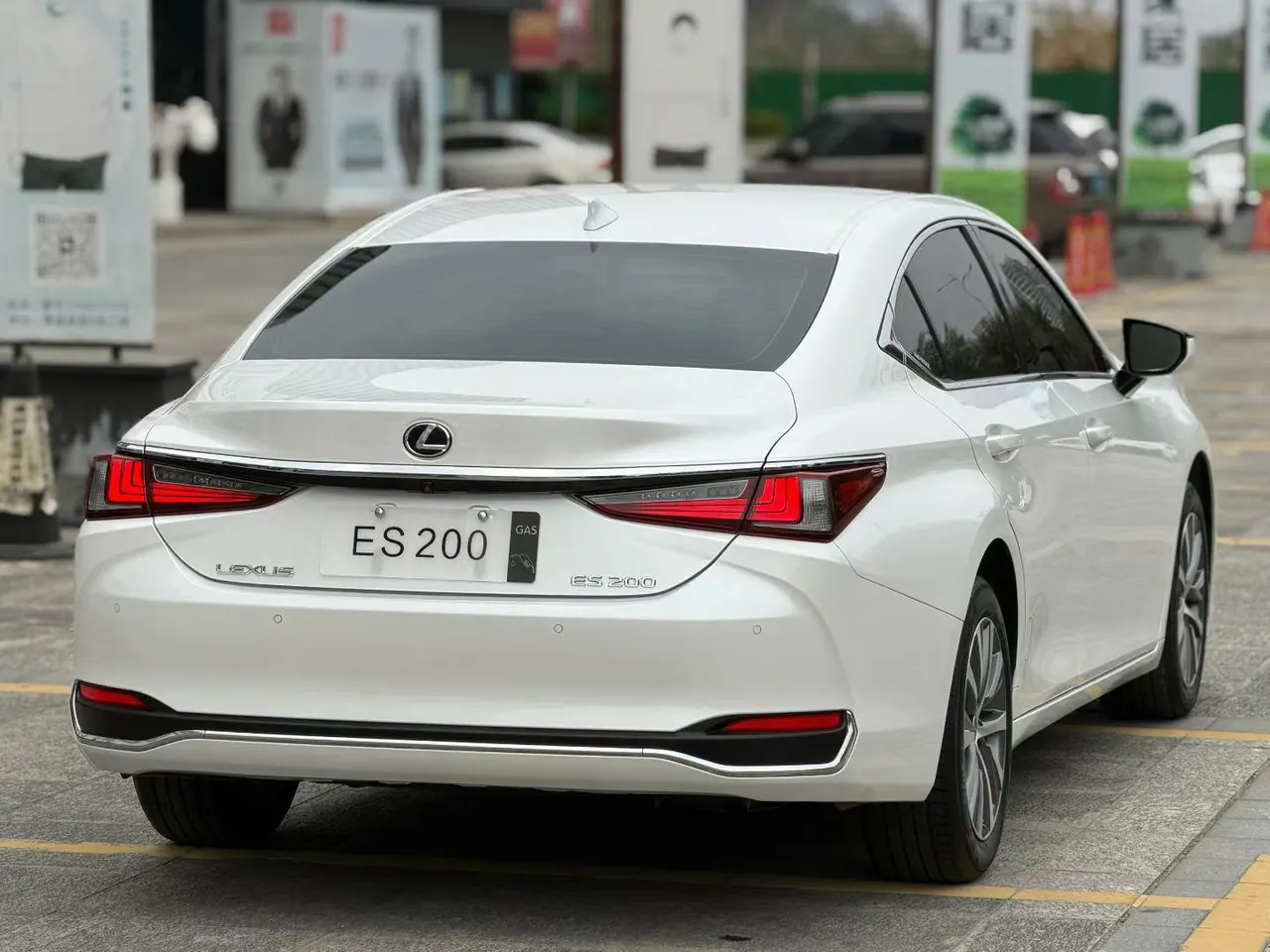 Lexus ES (Imported) 2020 ES200 2.0 Stepless Premium Edition Automatic Gear 4