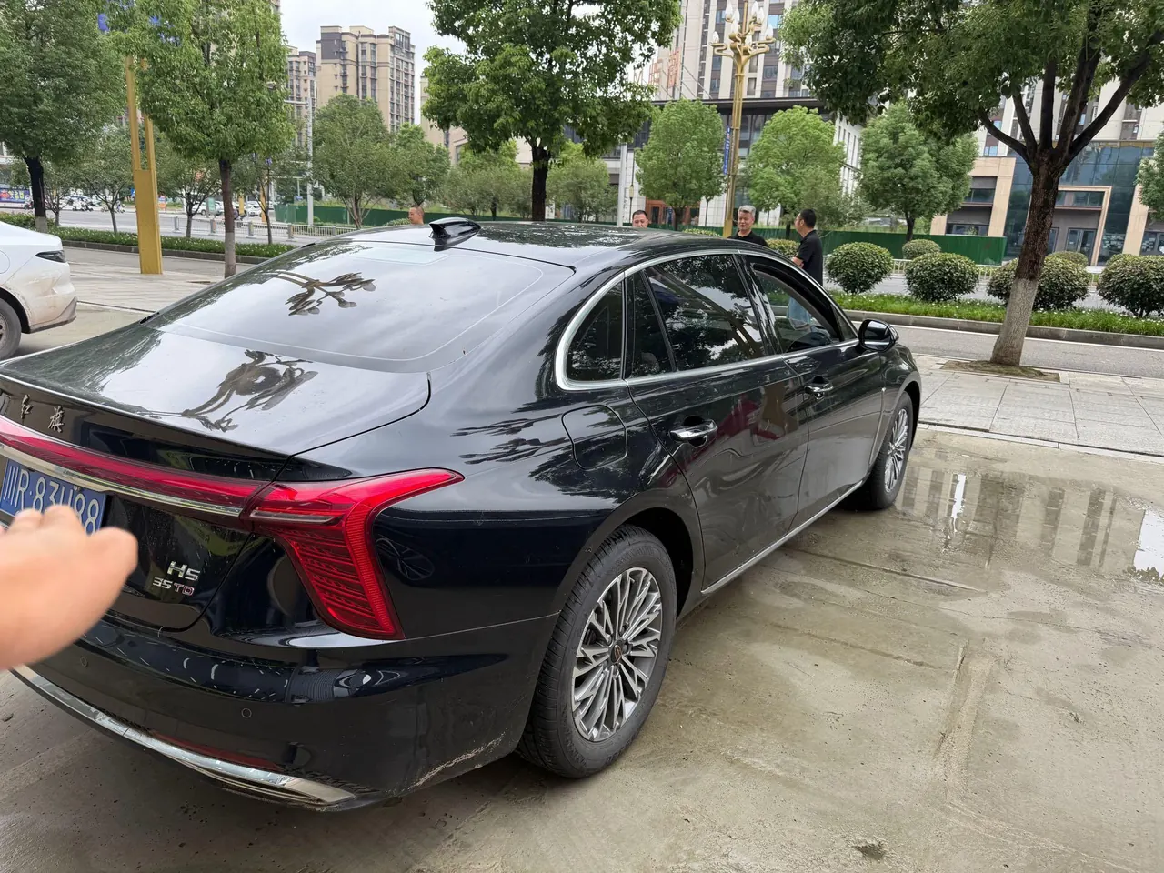 HongQi 2025 H5 1.5T Flag Rhyme 500000 Commemorative Automatic Gear 3